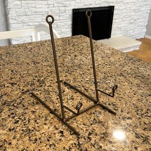 Metal Cookbook Stand